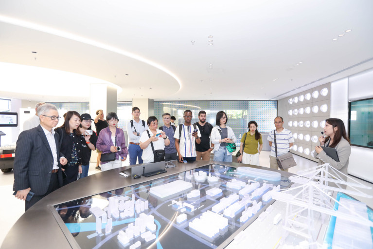 People Global Executive MBA Innovation (America or Asia)