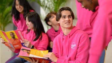 etudiants ecole de commerce paris