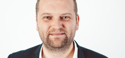 Portrait d'Antoine Souchaud, professeur du département Comptabilité, Contrôle et Affaires Juridiques à NEOMA